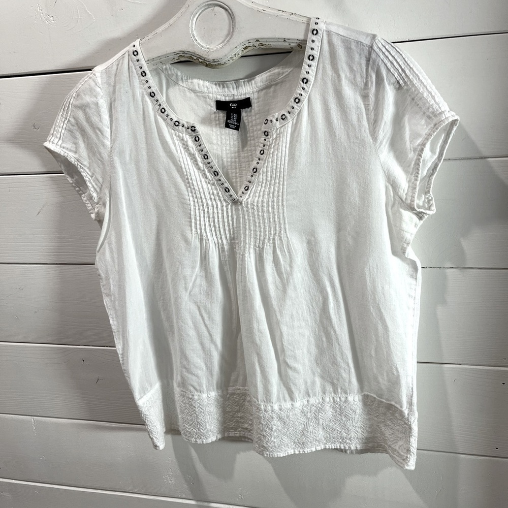 GAP – Y2K white embroidered blouse – Size XS - Picture 4 of 13